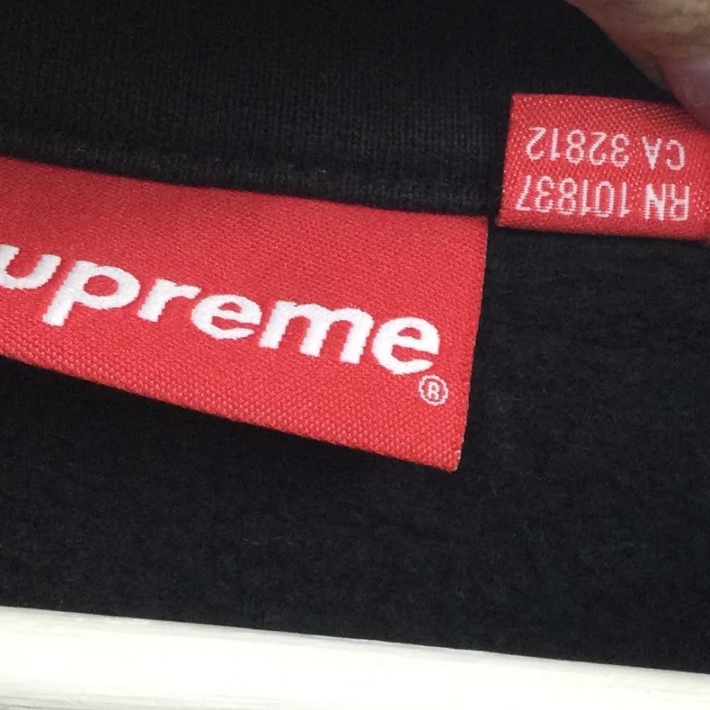 Supreme World Famous 1/4 Zip Sweater Sweatshirt M - Picture 9 of 12